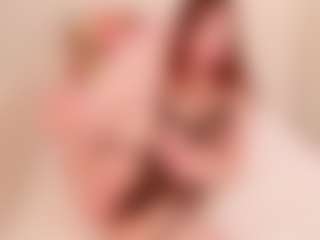 Live cam show with EllaNocturne - Full Nudity on TottyGirls