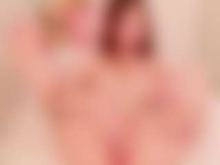 Live cam show with EllaNocturne - Ahegao on friskycurves.com
