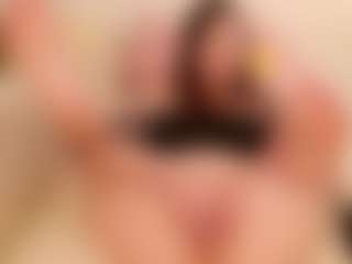 EllaNocturne's Live Sex Cam Show