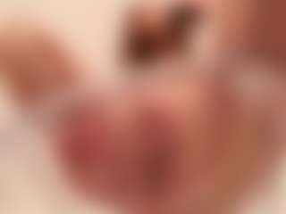 EllaNocturne's Live Sex Cam Show