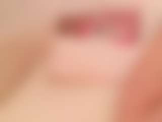 Live cam show with EllaNocturne - Camel Toe on Gym Cam Girls