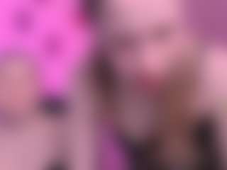 emma-dark's Live Sex Cam Show