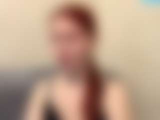 Live cam show with GwenBielski - Flashing on liverealitysex.com