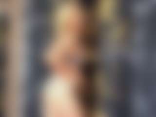 Live cam show with KathiBerretta - Oil on crypto-cams
