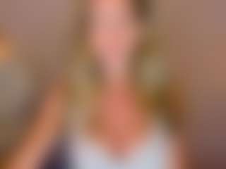 Live cam show with Lenamuti - New Squirt on Dolls Live