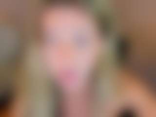 Live cam show with Lenamuti - Foot Fetish Blonde Hair on SinfulBabes