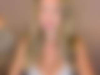 Live cam show with Lenamuti - Blue Eyes on Milfs Live