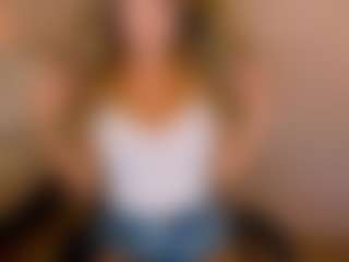 Live cam show with Lenamuti - Big Tits on live18s.com