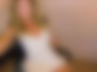 Live cam show with Lenamuti - Fingering on Camsoda