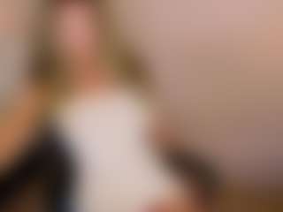 Live cam show with Lenamuti - Lush Blonde Hair on TeamSkeetLive