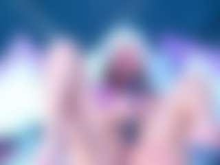 Live cam show with MiaStonn - Young Adult on Camiplay Live