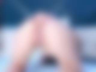 MiaStonn's Live Sex Cam Show