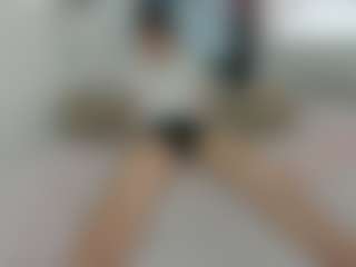 Live cam show with PorcelainGhost - Small Cock on Camsoda