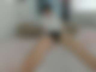 PorcelainGhost's Live Sex Cam Show