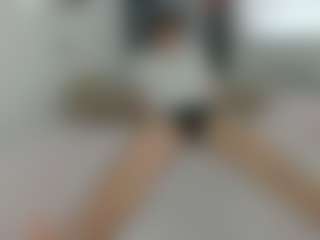 PorcelainGhost's Live Sex Cam Show