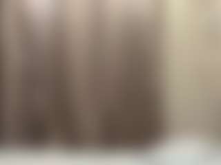 Live cam show with RamonitaMerle - Dildo Or Vibrator on Dolls Live