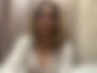Live cam show with RamonitaMerle - Moaning on AdultVida.com