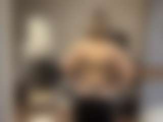 Live cam show with RamonitaMerle - Twerk on Big Tits