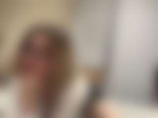 Live cam show with RamonitaMerle - Blonde Hair on Camsoda