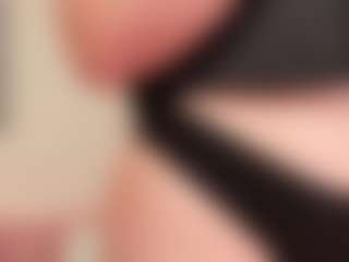 sallyazmani's Live Sex Cam Show