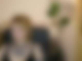 Live cam show with tattooedblondee18 - Spank on Hubzter Live