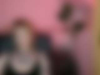 Live cam show with tattooedblondee18 - New Petite on Hubzter Live