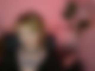 tattooedblondee18's Live Sex Cam Show