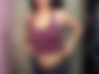 Live cam show with TerisaOrick - Tease on Camsoda