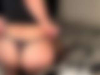 ThaliaVaros's Live Sex Cam Show