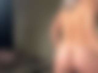 ThaliaVaros's Live Sex Cam Show