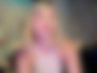 AvroraSoSo's Live Sex Cam Show