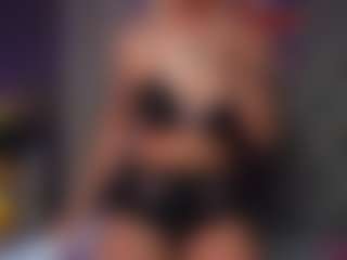 Live cam show with DonnaDubai - Average on realtime-chat