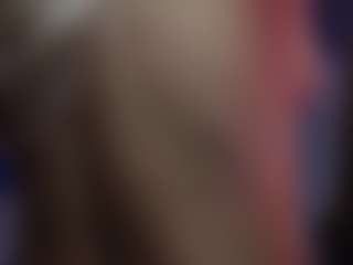 Live cam show with DonnaDubai - Smoking on Camming Site