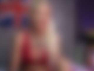 Live cam show with DonnaDubai - Tittyfuck on Camsoda
