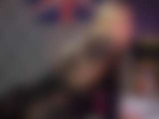 Live cam show with DonnaDubai - Blonde Hair on CamClone
