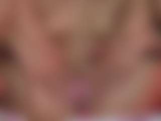 DonnaDubai's Live Sex Cam Show