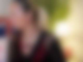 Live cam show with DonnaDubai - Average on xDating