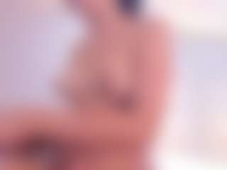 Live cam show with Kimberly-Montiel - Average on xxxlivecams.org