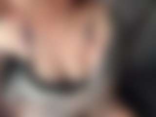 Lexi-Brat's Live Sex Cam Show