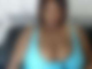 Live cam show with MATUREBUSSTY - New White on googirlz | south africa
