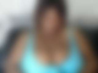 Live cam show with MATUREBUSSTY - White on StripNow | south africa