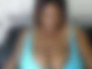 Live cam show with MATUREBUSSTY - Nipple Piercings on SpankPalCams
