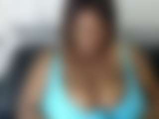 Live cam show with MATUREBUSSTY - Drinking on CSO-WL