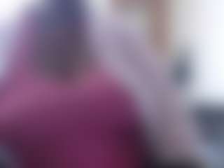 Live cam show with MATUREBUSSTY - Nipple Piercings on realtime-chat