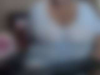 Live cam show with MATUREBUSSTY - Tittyfuck on Free Soda