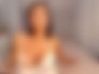 Live cam show with Maya-Doll - Brown Hair on Camsoda