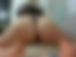 mikaela-s3x's Live Sex Cam Show