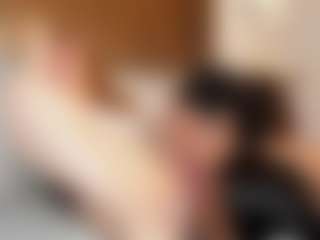 Live cam show with Sweet-Reveenge2 - Strip on Camsoda