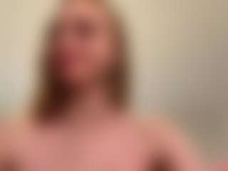 AlethaBretthauer's Live Sex Cam Show