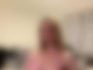 AlethaBretthauer's Live Sex Cam Show